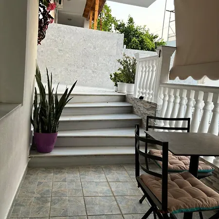 Blissful Sarande